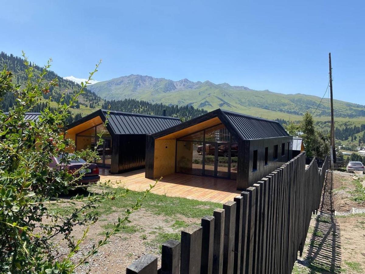 Peak Lodge Jyrgalan Extérieur photo